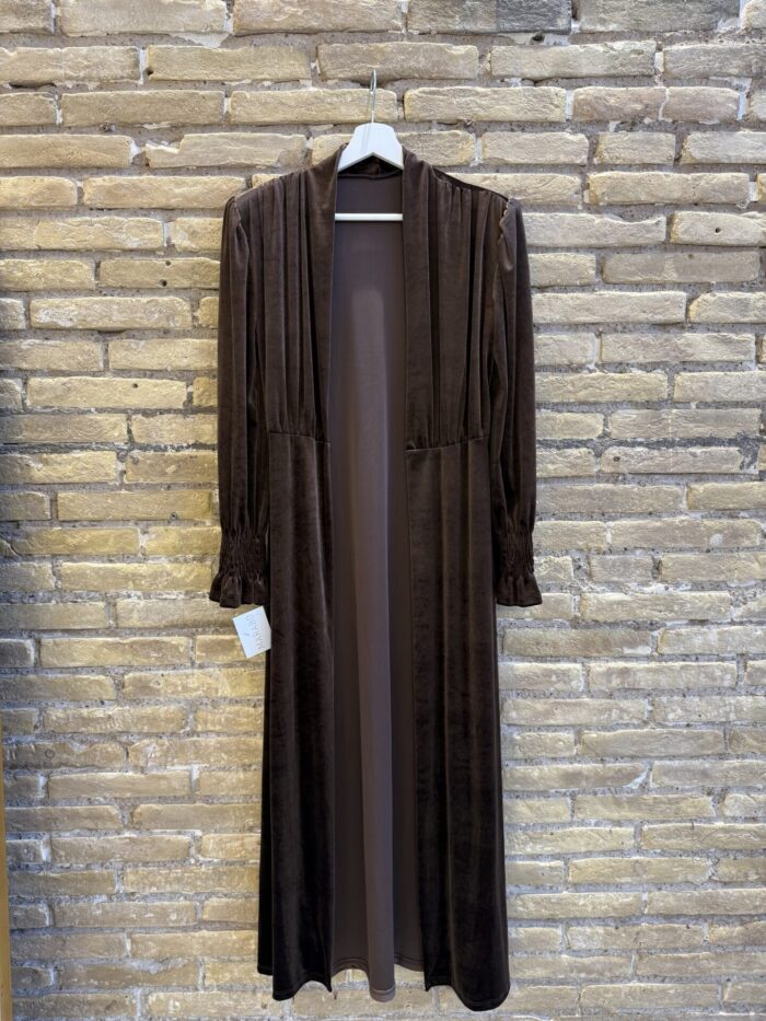 Abrigo Genoveva moka